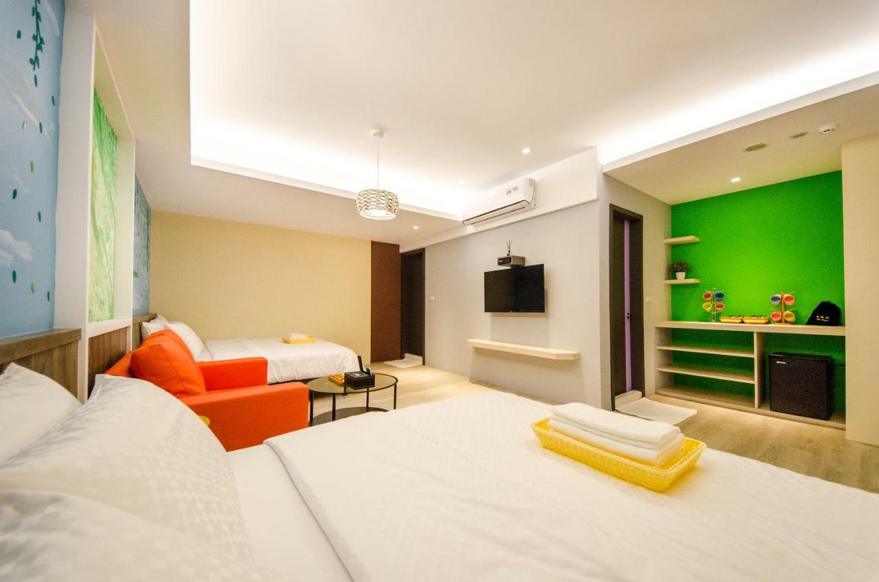 安尼赫時尚旅店 Anich Fashion Inn I 墾丁大街 I 親子遊戲區 I 停車位 エクステリア 写真